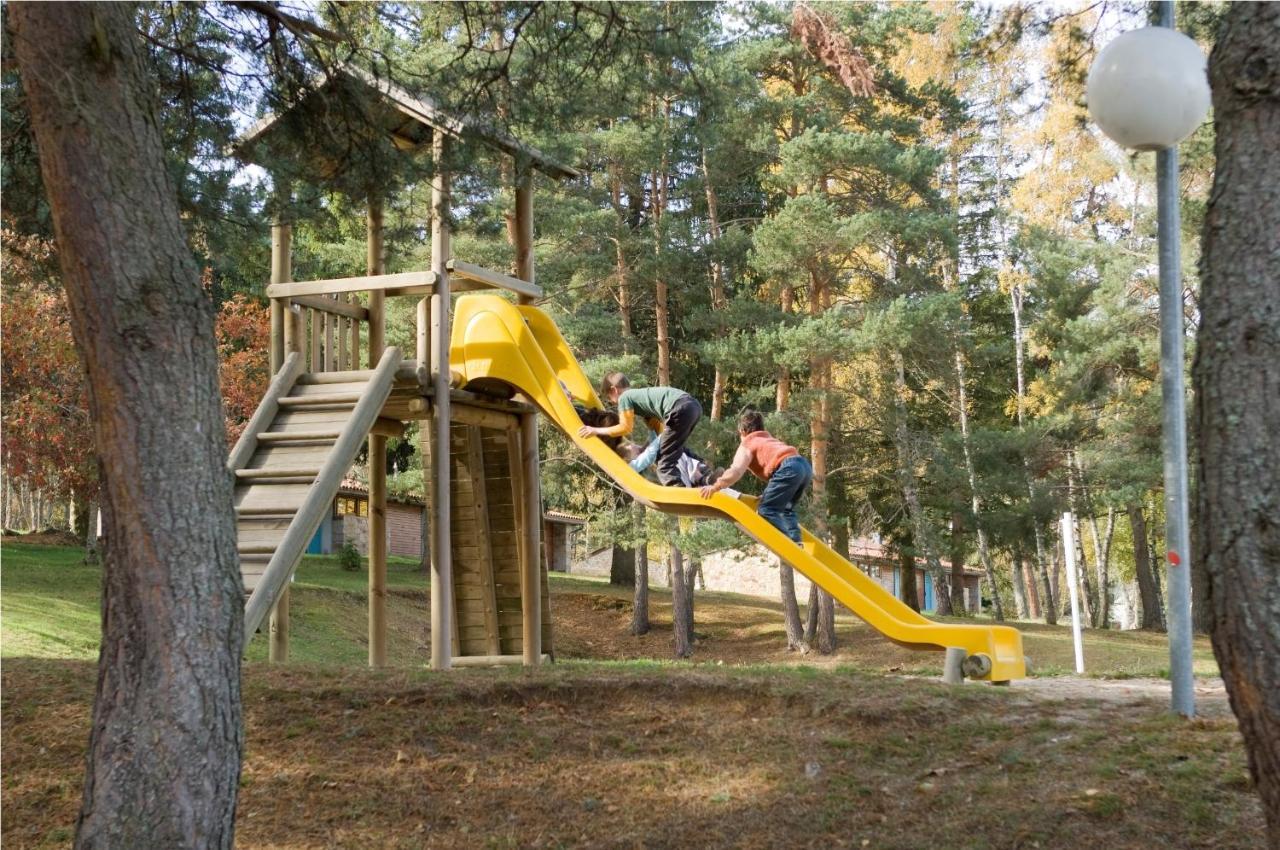 Village De Gites De La Foret De Ganigal Le Malzieu-Ville Oda fotoğraf